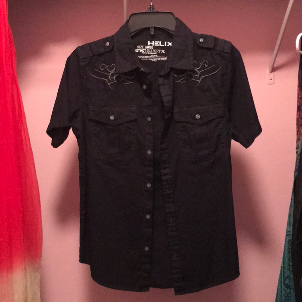 Short sleeved button down collared shirt